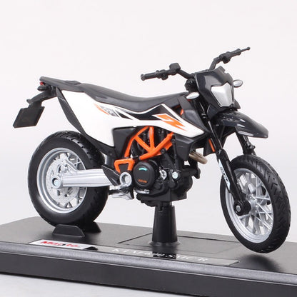 Modelo de motocicleta Maisto KTM 450 SX SXF EXC Racing RC 8C RC390 690 SMC R 640 Duke II Rally de escala 1/18 Diecast Veículos de Moto de Trilha