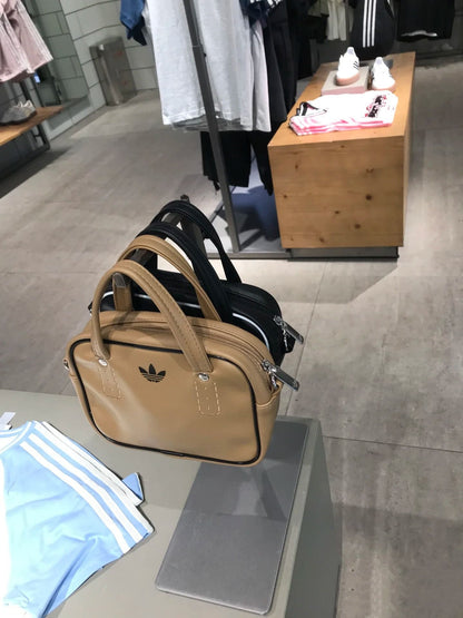 Clover men's and women's fashionable contrasting small square bags, sports single shoulder hand-held crossbody bags