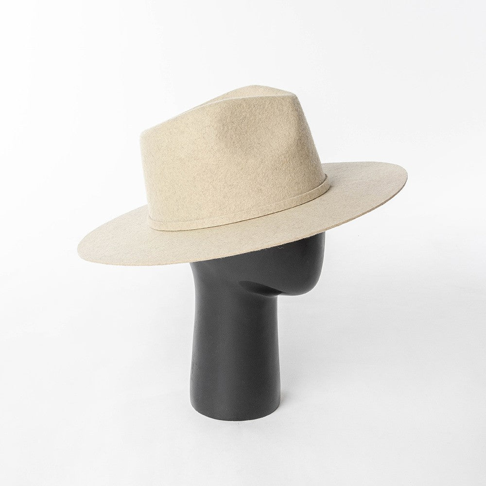 Chapéu Fedora de Feltro 100% Lã Australiana com cinto de feltro e aba larga de design moderno