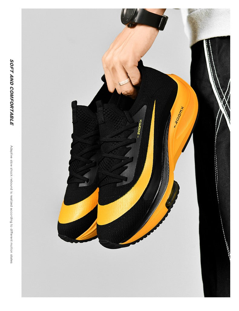 Tênis de Corrida Masculino Respirável Amortecimento de Corrida ao Ar Livre Tênis de Caminhada Tênis de Luxo para Casais Sapatos Antiderrapantes de Malha para Todo-Terreno