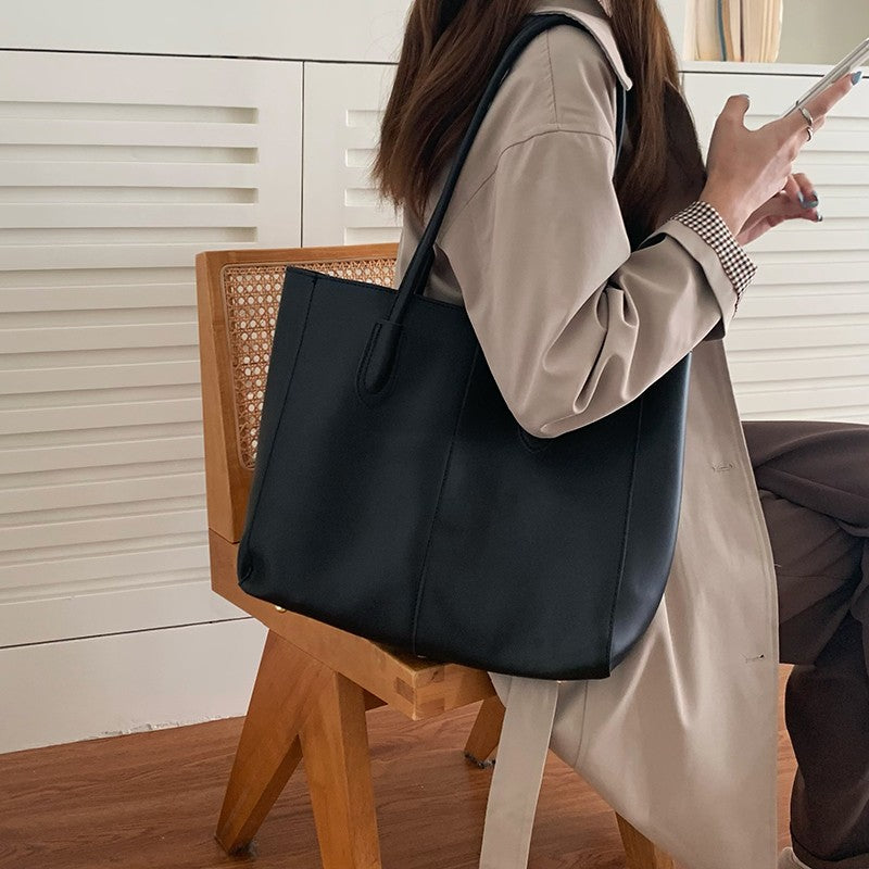 Vintage women's tote bag, new Korean version, large capacity, simple commuting bag,fashionable and versatile,single shoulder bag