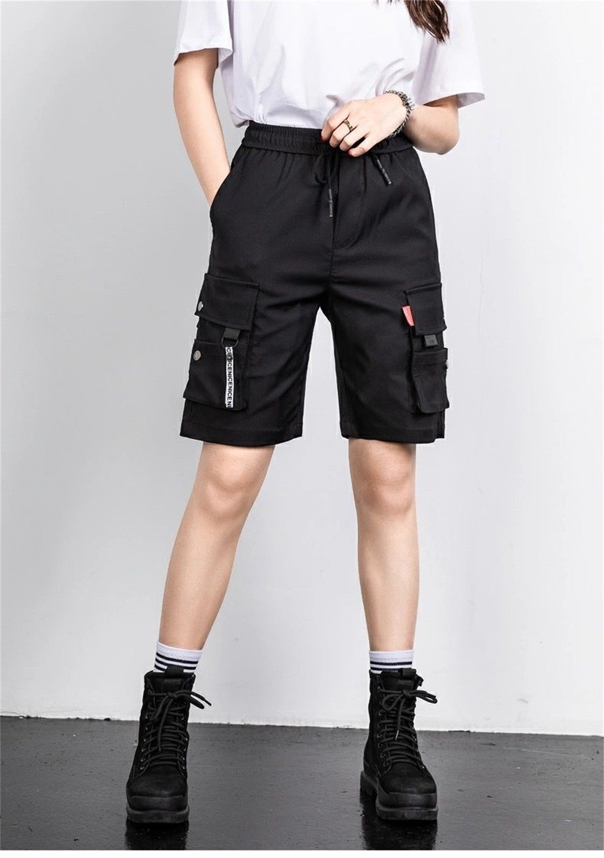 2025 Y2K Cargo Shorts Women Harajuku Black Oversized Wide Leg Shorts Summer Streetwear Fashion High Waist Baggy Short Pants New