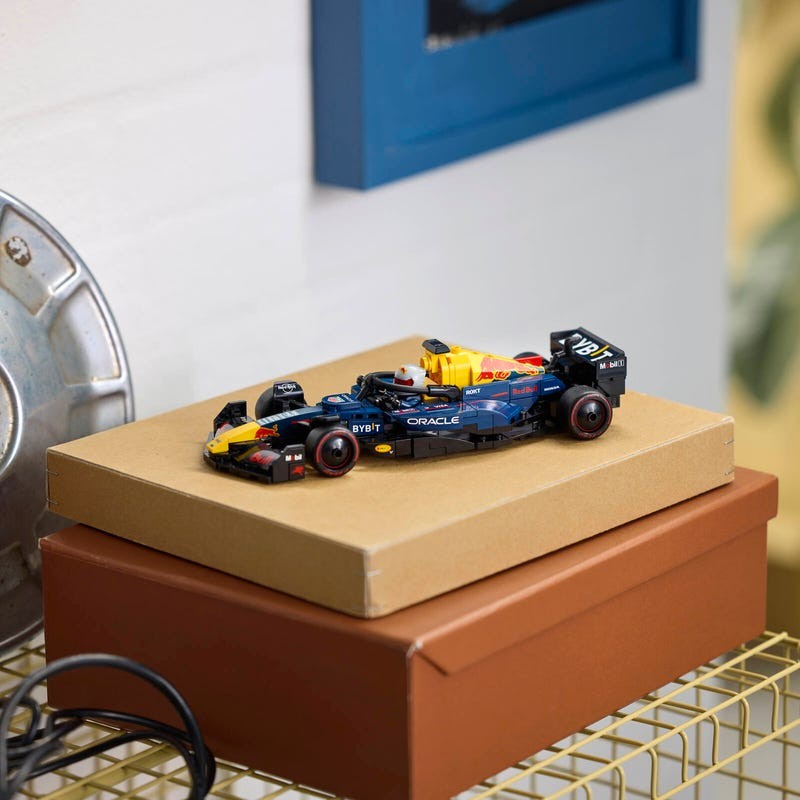 LEGO® Speed Champions Oracle Red Bull Racing RB20 Carrinho de Corrida F1® Brinquedo para Maiores de 18 anos 77243 251 Peças Presente de Aniversário