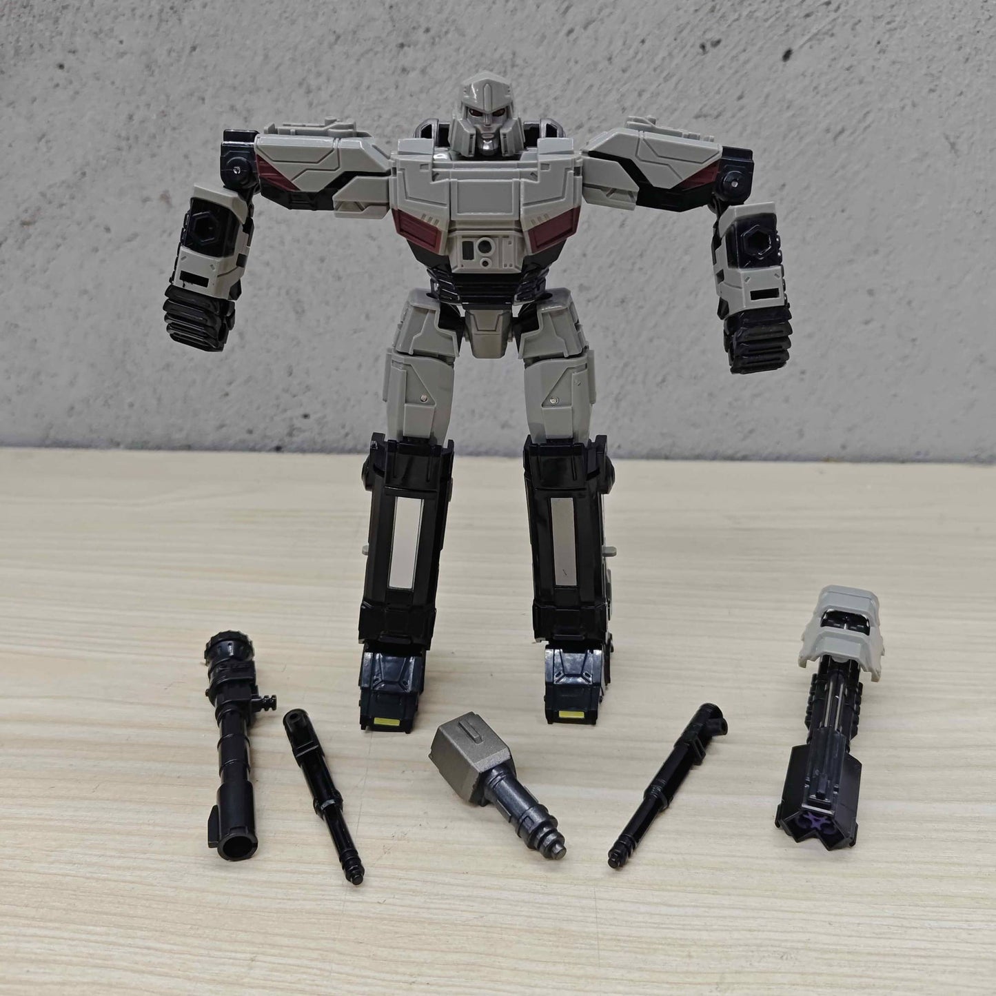 EM ESTOQUE JINGKE JK09 JK10 JK13 Transformação 18cm Brinquedo Infantil de Presente