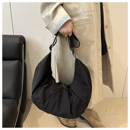 Large Capacity Simple Shoulder Bags Comfortable and Versatile Texture Crossbody Bags for Women Men Fashion Casual Storage Bags