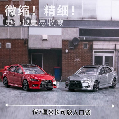 TOMY Mitsubishis JDM Lancer Evo X Carros de liga leve e veículos de brinquedo Modelo de carro em miniatura em escala para crianças