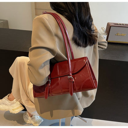 High End Burgundy Oil Wax Leather Underarm Bag Elegant Women's Magnetic Buckle Shoulder Bag Commuter Versatile Ladies Tote Bags