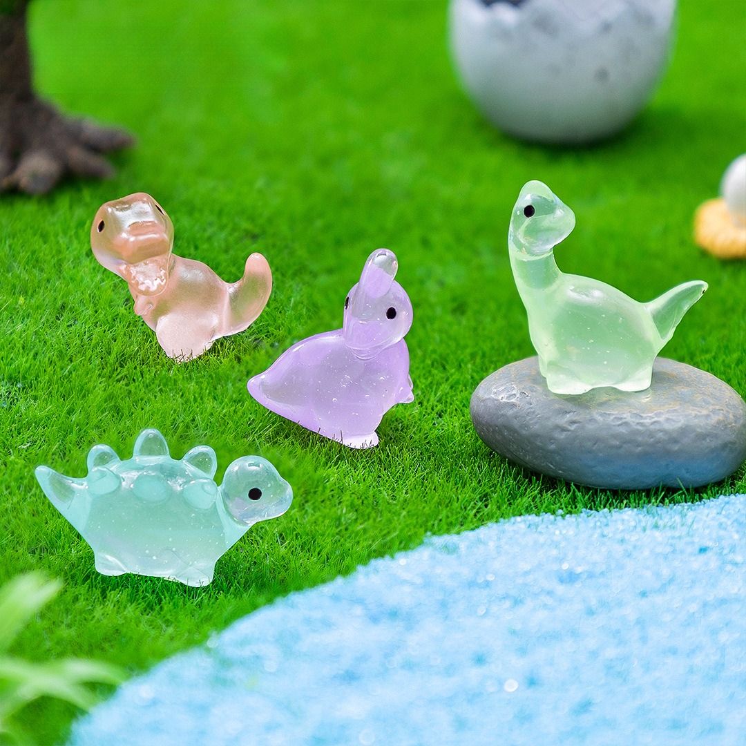 10-100PCS Creative Glow in The Dark Dinosaur Figurines Luminous Mini Resin Dinosaurs Toys for Christmas Fairy Garden Decor Gifts