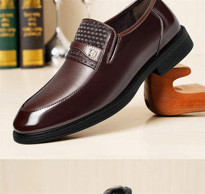 Business Formal Leather Shoes for Men Solid Color Fashion Casual Loafers Male Spring Autumn New Designer Dress Shoes Man