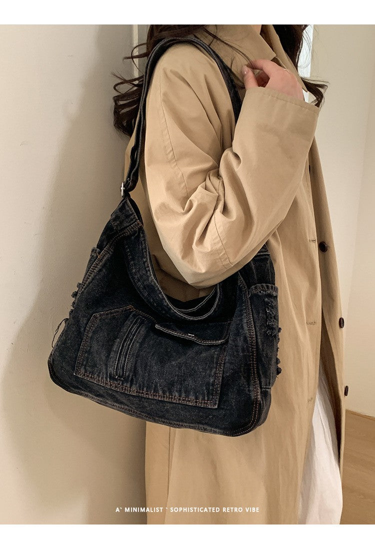 New Denim Shoulder Bag Women Fashion Large Capacity Casual Tote Handle Bag for School Comfortable and Versatile Commute Bag