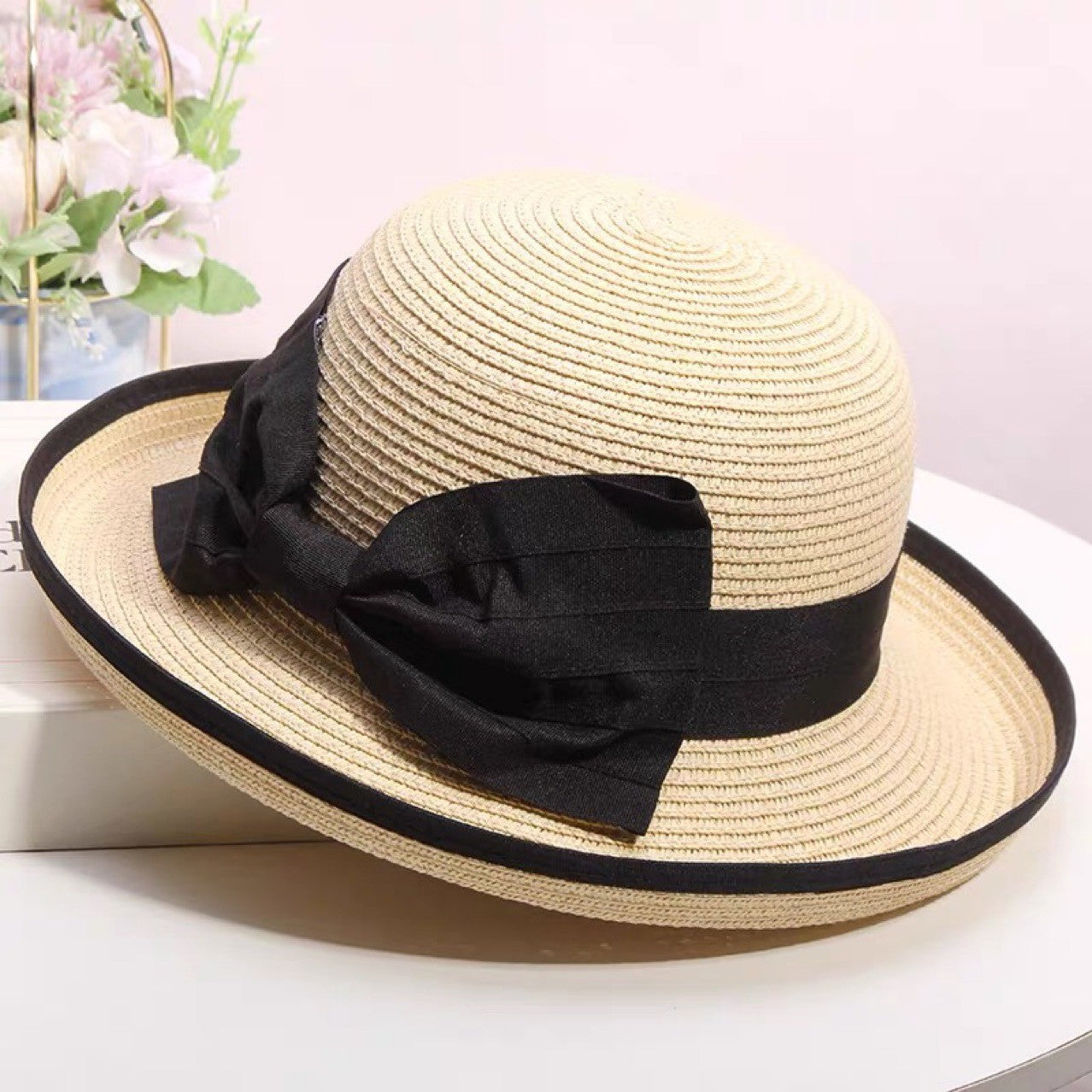 Chapéu de palha feminino de verão, edição coreana, com aba enrolada, elegante, com laço, chapéu de pesca para viagem, proteção solar e sombreamento, chapéu de praia