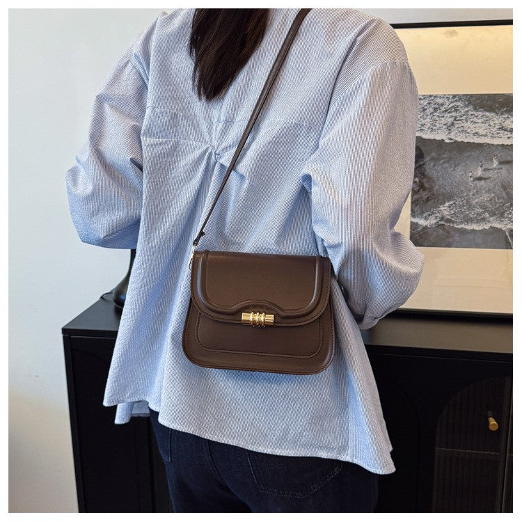 Latest Retro Crossbody Bag for Women High End Fashion Saddle Shoulder Handbag Unique Design