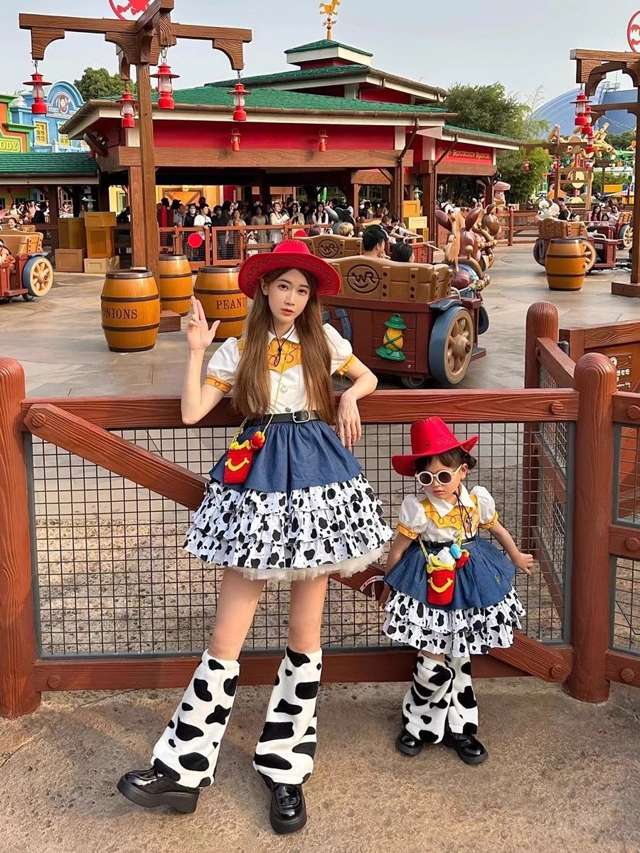 une 1st DayToy Woody, Jessie, and Buzz Lightyear Cosplay Dresses, Halloween Carnival Stage Performance Costumes, Lolita