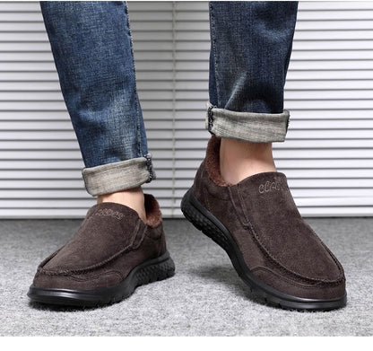 Fashionable Warm Winter Loafers Comfortable Walking Shoes Soft Lightweight Gift for Dad Suitable for Middle-Aged And Elderly Men