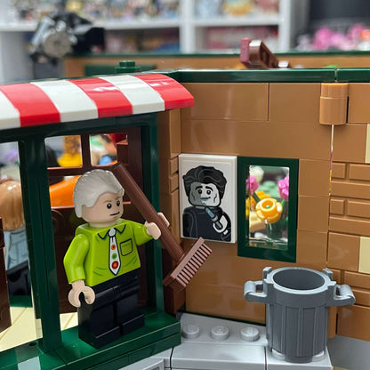 Blocos de Montar LEGO Friends Ideas Central Perk 7 Minifiguras Novas de Setembro de 2019 Brinquedo Presente de Aniversário Natal 21319 1070 Peças
