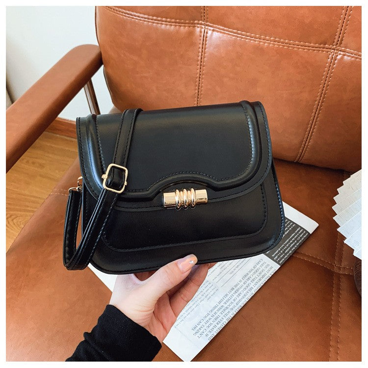 Latest Retro Crossbody Bag for Women High End Fashion Saddle Shoulder Handbag Unique Design