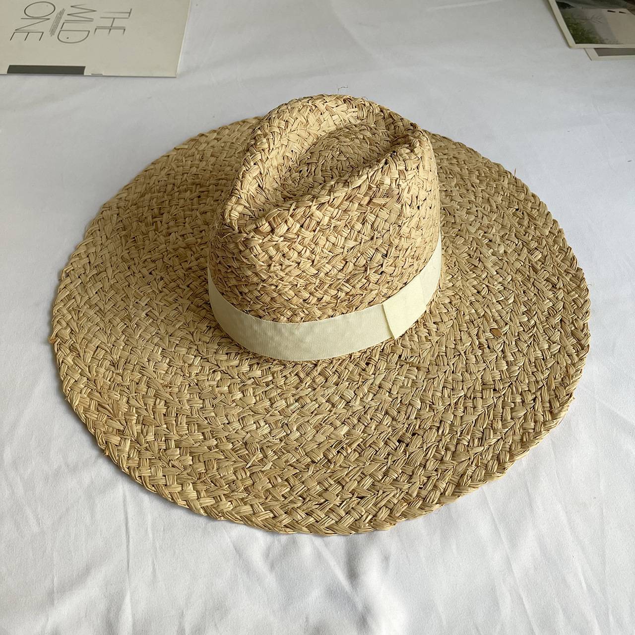 Chapéu de palha Raffite com aba grande para Jazz, chapéu de praia retrô inglês versátil para mulheres com proteção solar, estilo Hepburn, chapéu de senhora francesa