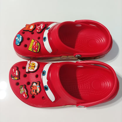 Novas Sandálias Mcqueens Pixar Furadas Desenho Animado Impermeável Adicionar Pelúcia Chinelos Ao Ar Livre Sandálias Casuais Adulto Com Flor de Sapato