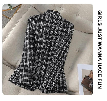 Woolen Plaid Small Suit Jacket for Women in Spring and Autumn 2025 New Short Style Korean Version Plus Size Retro Women's Suit