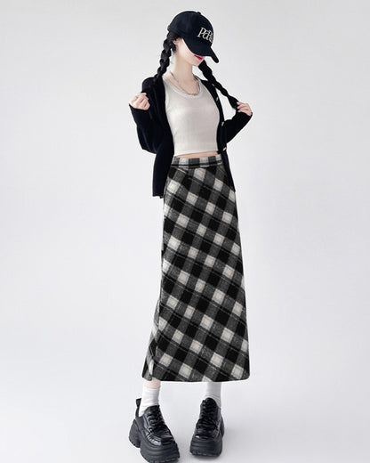 2025 Autumn Vintage Woolen Plaid Skirts Lady Elegant High Waist Slimming A-Line Skirt Women Korean Streetwear Slit Long Skirt