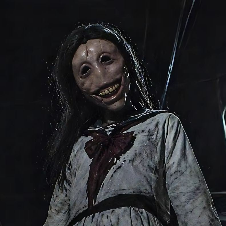 Scary Female Ghost Mask Long Hair Latex Mask Full Face Creepy Smile Halloween Cosplay Horror Party Haunted House Prop