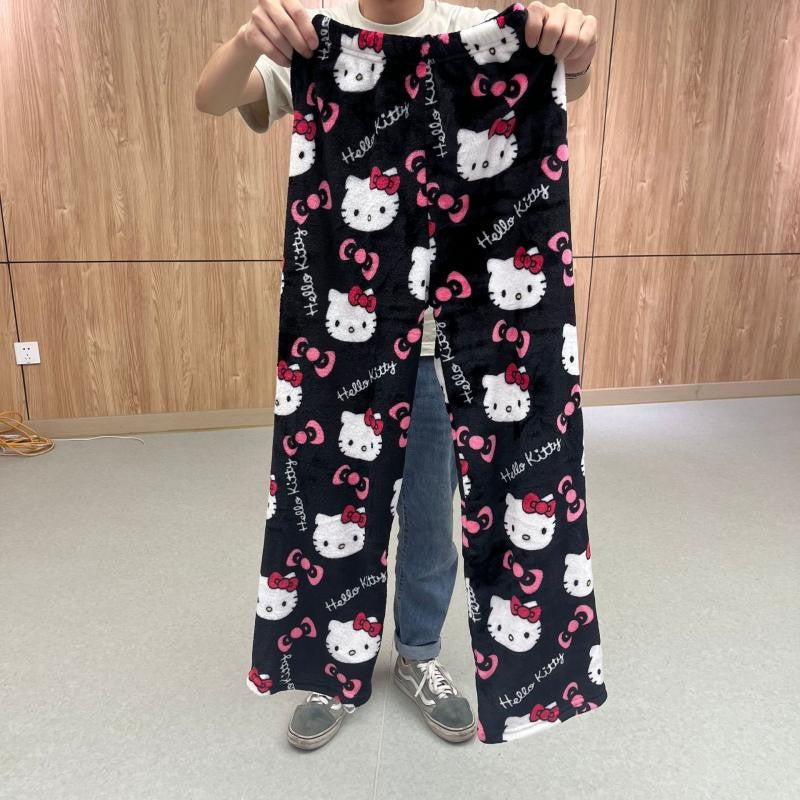 Pijama de Veludo Kawaii Hello Kitty Natal, Anime e Desenho Kuromi Outono e Inverno Roupas de Casal Casuais Soltas e Quentes para o Lar