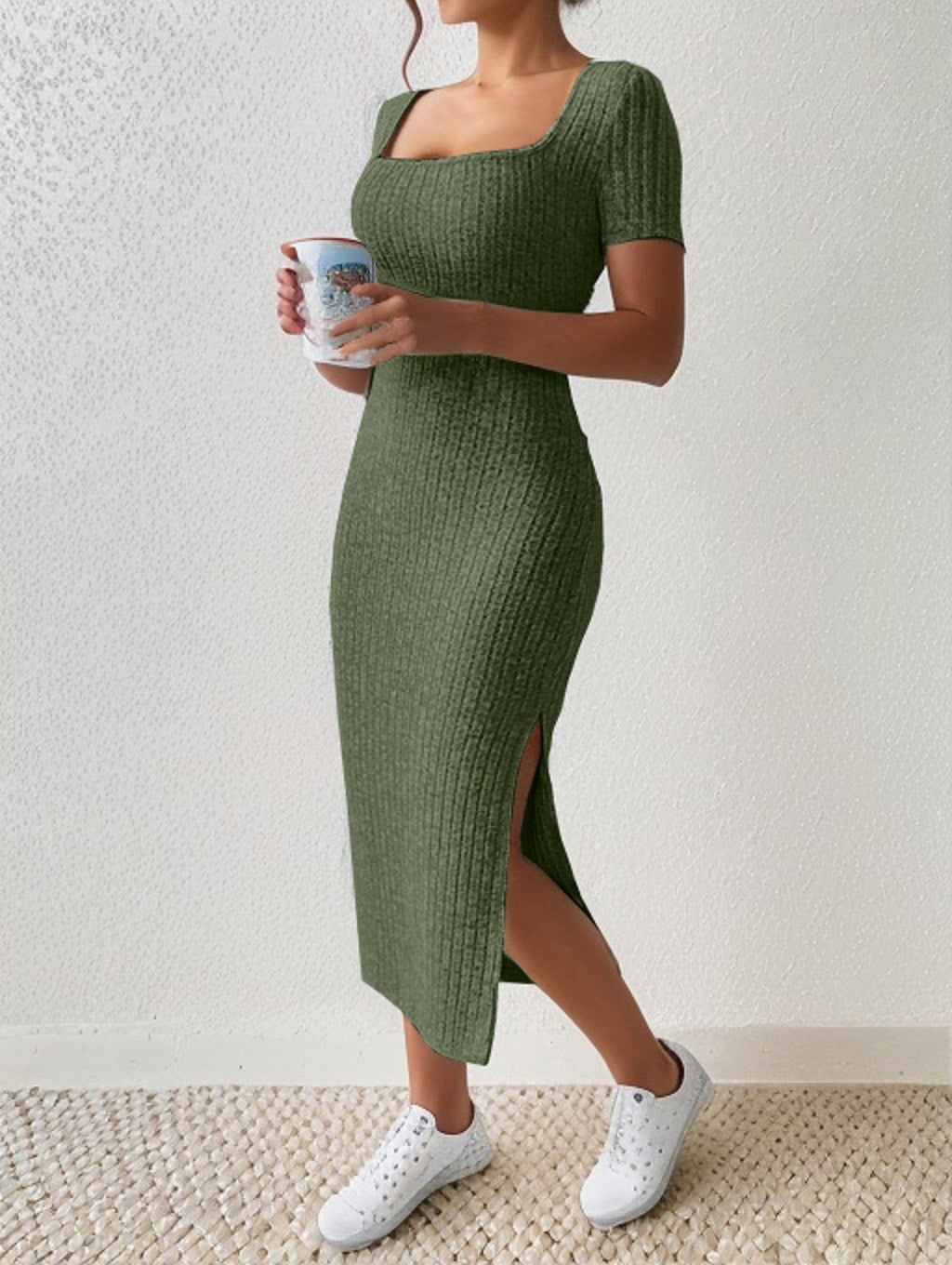 Summer Square Neck, Hip-Hugging Mid-Length Skirt, Short-Sleeved, Versatile Knitt