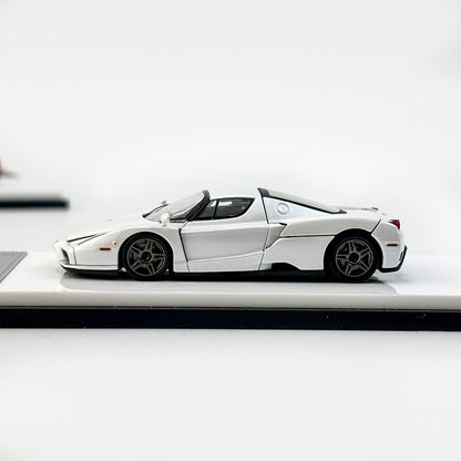 Rei Modelo 1:64 Edição Enzo Figura Simulação Liga Abre-Tampa Miniatura Die-Cast Carro Modelo Personalizado Brinquedos Presente Ornamento Colecionável