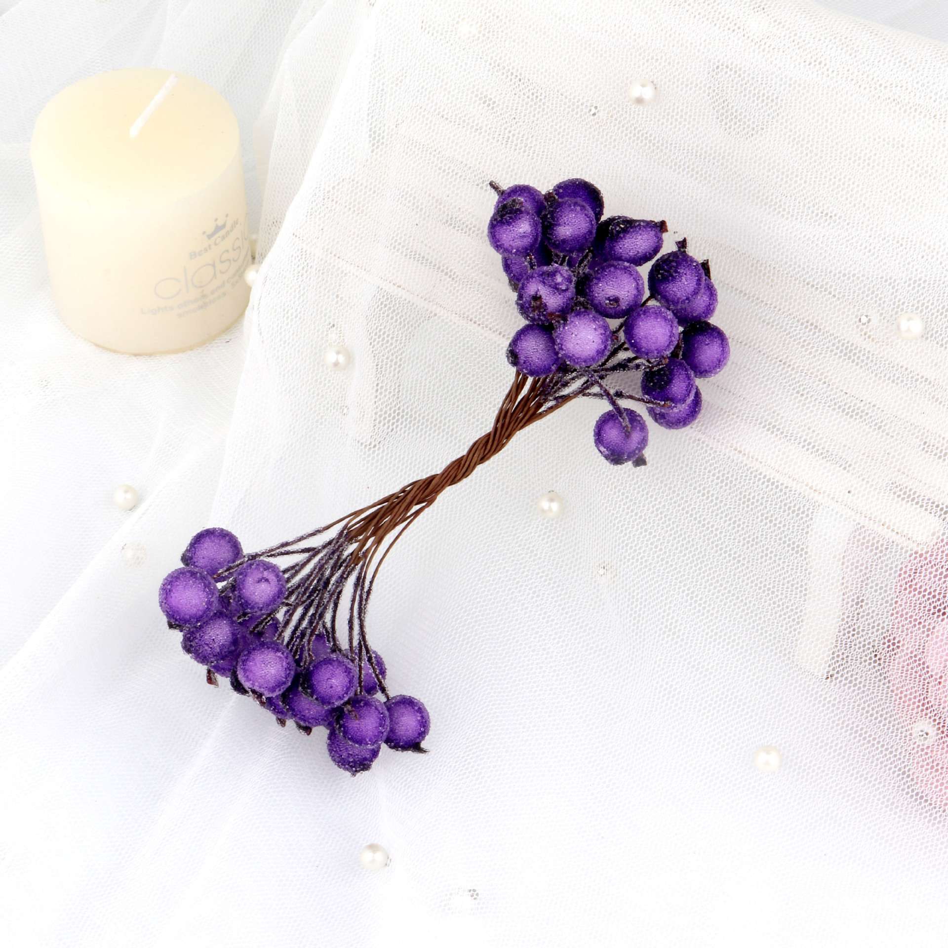 40pcs Mini Christmas Frosted Artificial Berry Vivid Red Holly Berries Wedding Party Decoration Artificial Flowers Home Decor