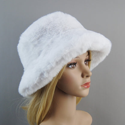 Chapéus de pele de coelho falso supermacios estilo novo 2025, forro de algodão para mulheres, gorros de esqui de moda russa quentes, cor sólida de pelúcia