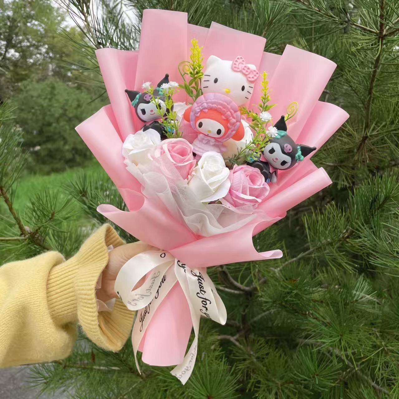 Bonecos de Vinil de Desenho Animado Figuras de Ação Com Flor Artificial Buquê Criativo Presentes de Aniversário de Natal Dia dos Namorados