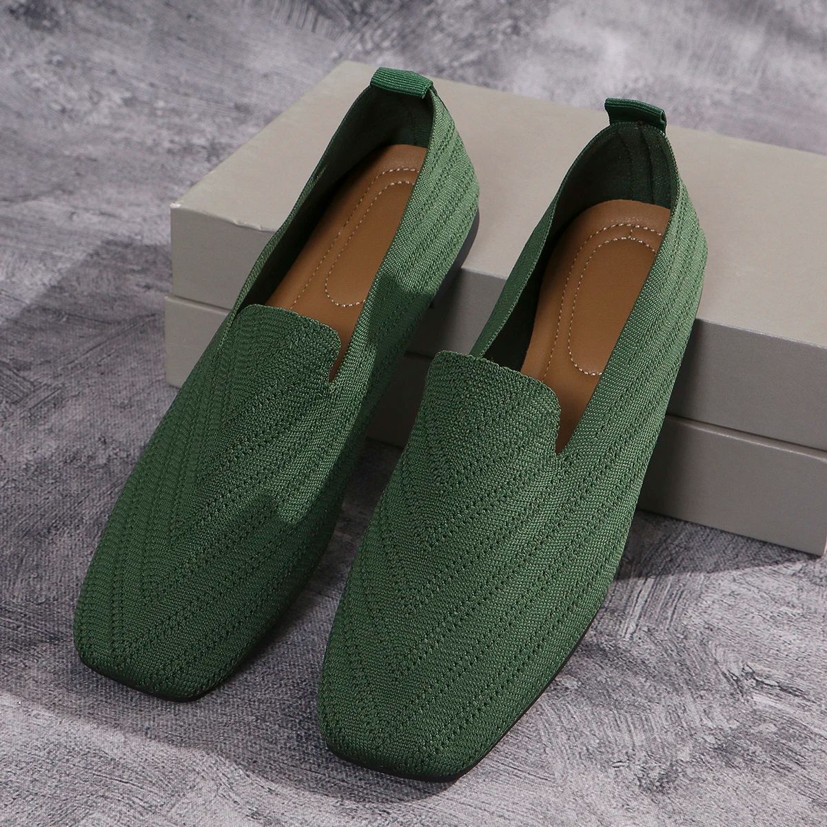 2025 Solid Color Square Toe Mesh Loafers Shallow Women Flats Shoes Soft Bottom Knit Ballet Flats Shoes Casual Slip on Shoes