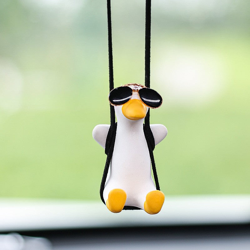 Gesso Bonito Anime Carro Acessório Balançando Pato Pingente Espelho Retrovisor Do Carro Ornamentos Aniversário Presente Casal Acessórios