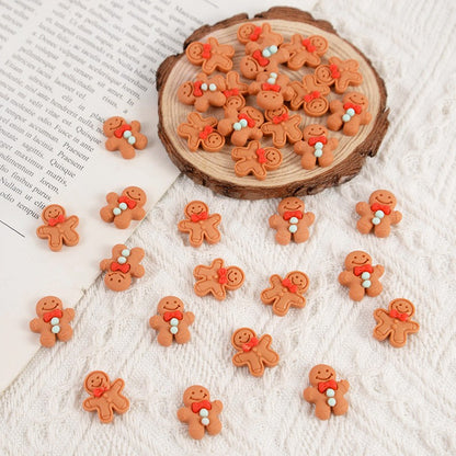 10/20Pcs Mini Gingerbread Man Resin Ornaments Christmas Decoration Flatback Cabochon Figurine Scrapbook DIY Jewelry Accessories