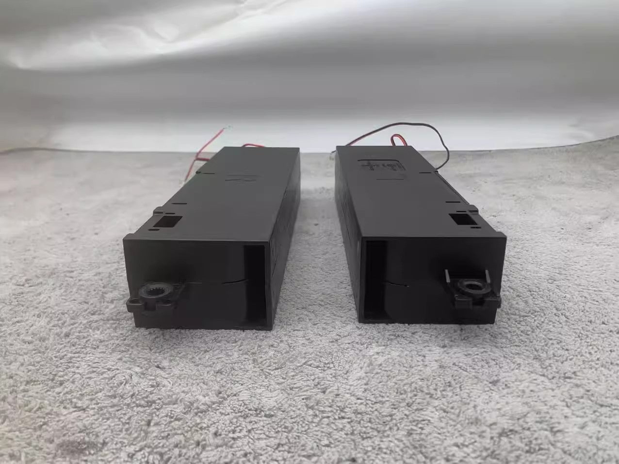 High-Fidelity Two-Way Passive Desktop Speaker with Long Stroke Midrange, High, and Low Frequencies for Surround Sound