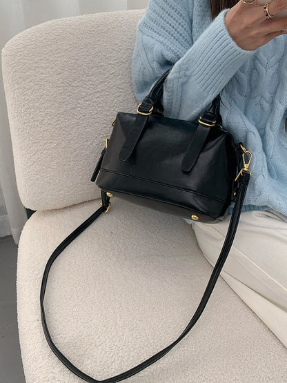 2025 new retro crossbody bag, shoulder bag, pillow bag, bowling bag, fashionable casual business daily commuting women's bag