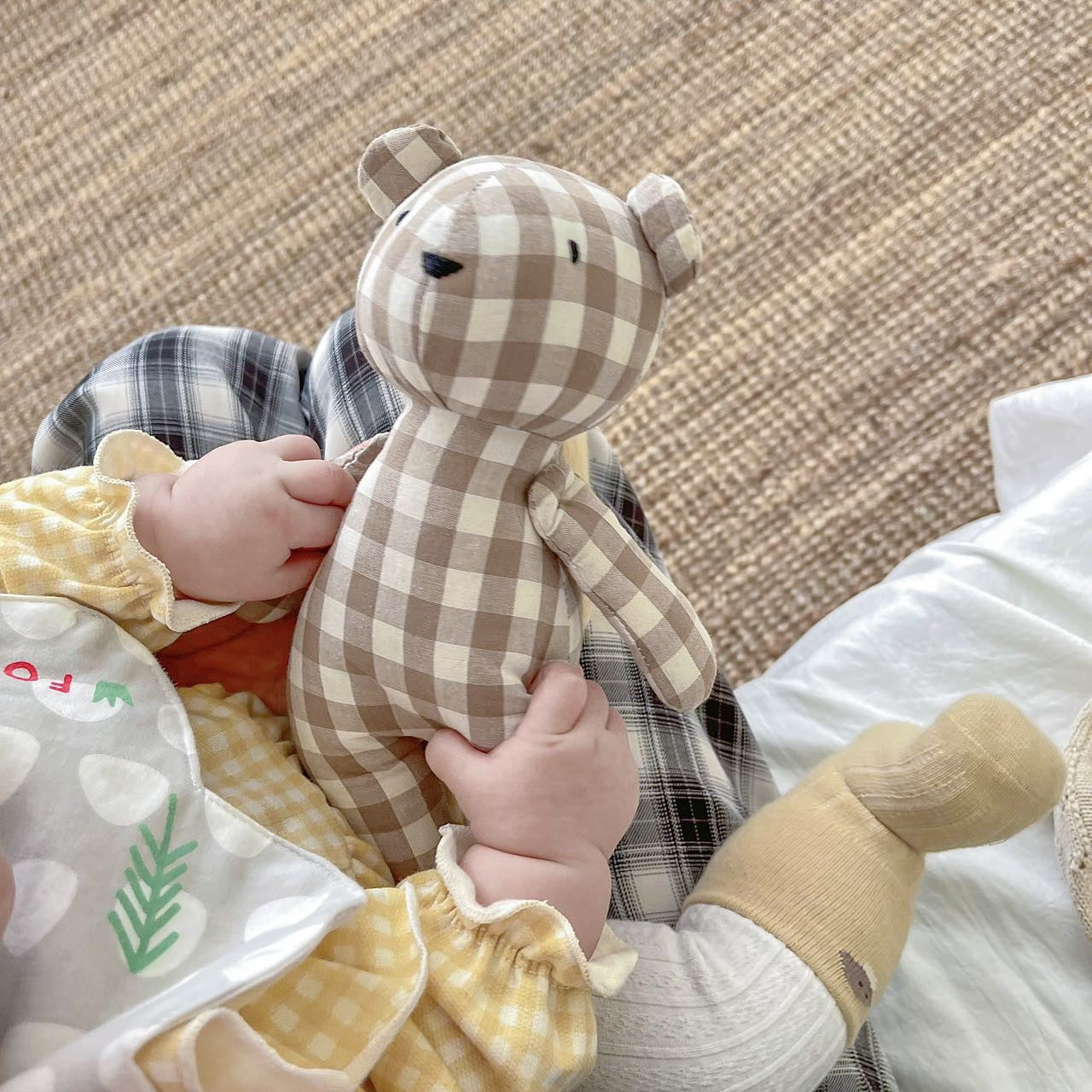 2024 New Little Bear Cloth Art Doll Cute and Creative Cloth Doll Doll Doll Adorable Baby Comfort Toy