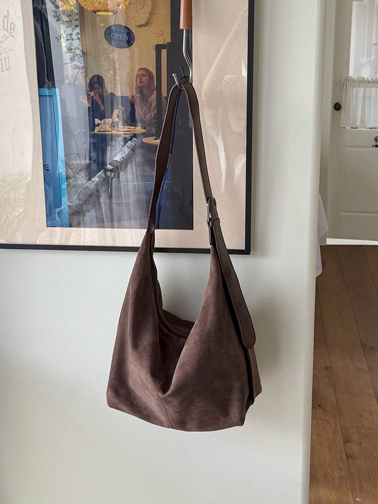 Scrub Leather female Shoulder bags winter new Ladies handbag Large capacity Brand design women big totes bolsa brown