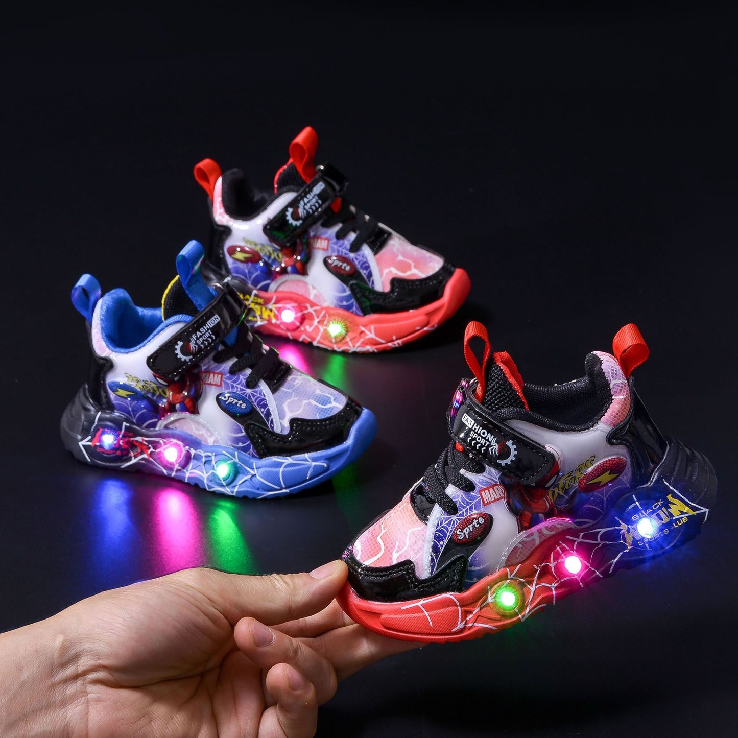 Boys Spiderman Sneakers Disney LED Children's Sport Shoes Fashion Anti-slip Kids Outdoor Shoes Student Design Pu Leather Shoes