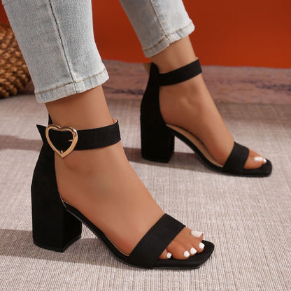 Women Sandals New Summer Fashion Sandals Medium High Heels Outdoor Elegant Wedding Shoes Bridal Plus Size Buckle Strap Sandals