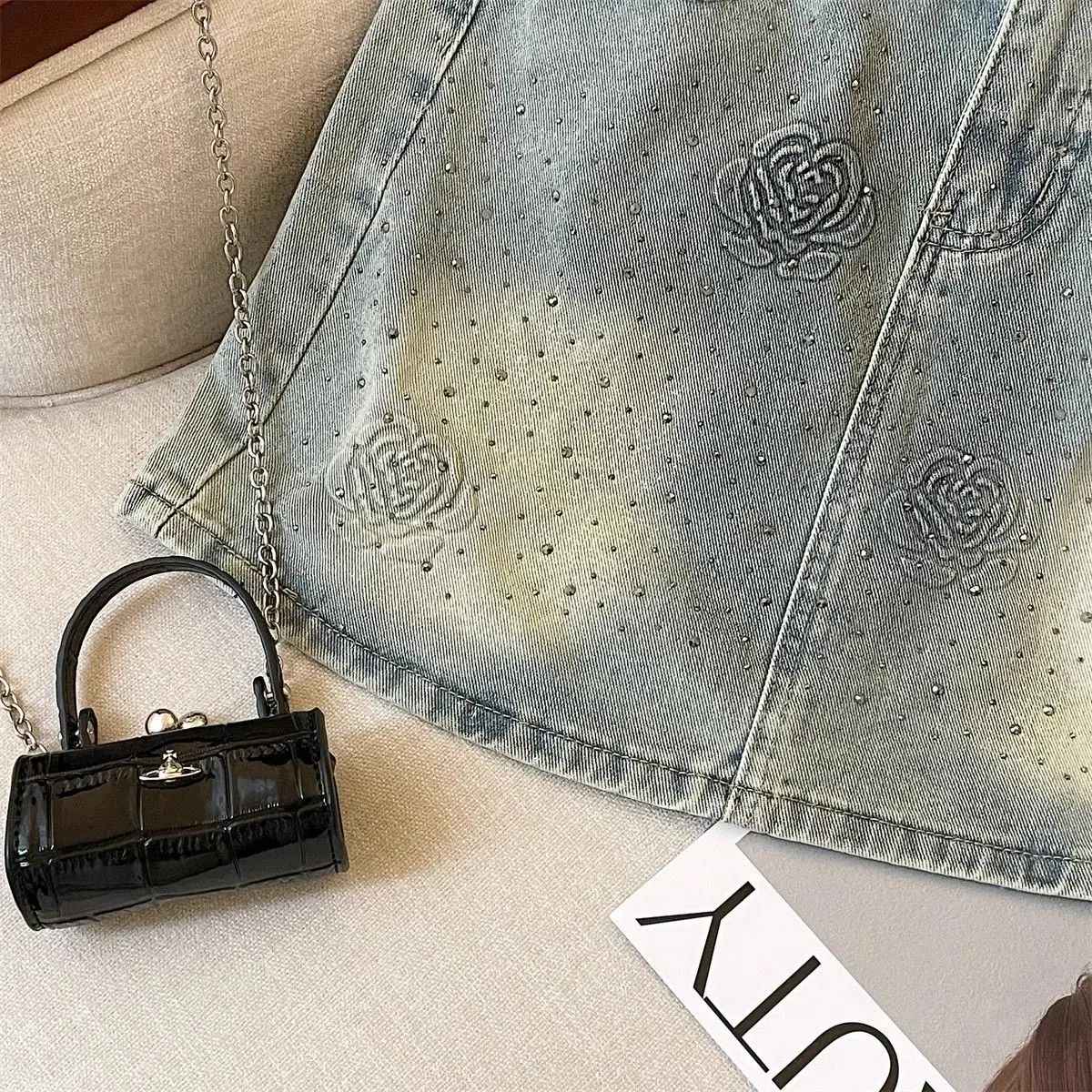 Bright Line Decoration Embroidered Diamonds Denim Short Skirt Female 2025 Spring Summer New Trend Sexy Buttons A-line Skirt