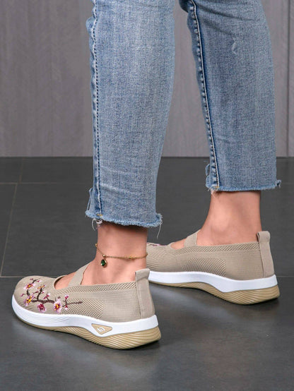 Women's Summer Casual Sneakers - Breathable Mesh Flats for All-Day Comfort