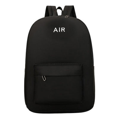 Mochila unissex de estilo neutro, adequada para viagens e uso escolar. Com estampa de letras.