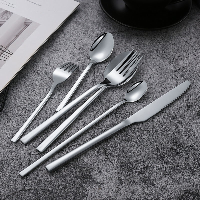 Conjunto de Talheres Ocidentais Pretos para Jantar 6 Peças Conjunto de Talheres de Aço Inoxidável Faca Garfo Colher de Chá de Gelo Conjunto Clássico de Talheres para Festa