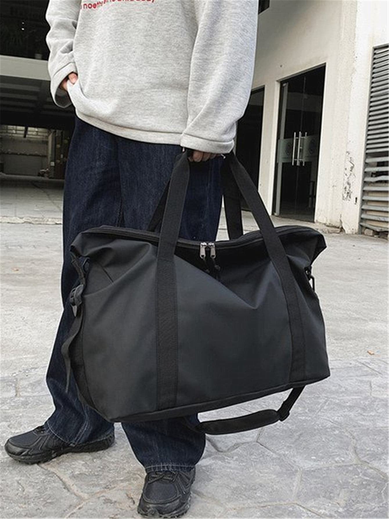 Handheld travel bag, large capacity sports and fitness bag, lightweight storage luggage bag, one shoulder crossbody travel bag