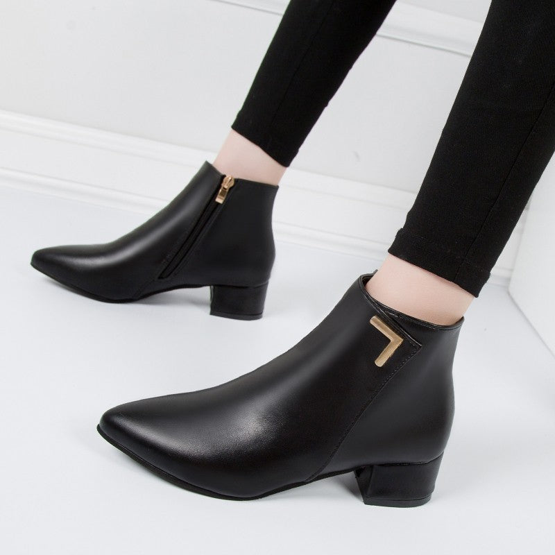 2025 New Autumn and Winter New Ankle Boots Thick Heel Pointed Toe Women Short Boots Fashion Leather Slim Boots Women Size42 Q233