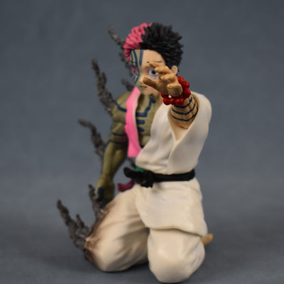 2025 Nova Figura de Anime Demon Slayer Akaza Hakuji de 13cm Modelo Boneca Estatueta de Ação PVC Decoração Periférica Brinquedos para Área de Trabalho