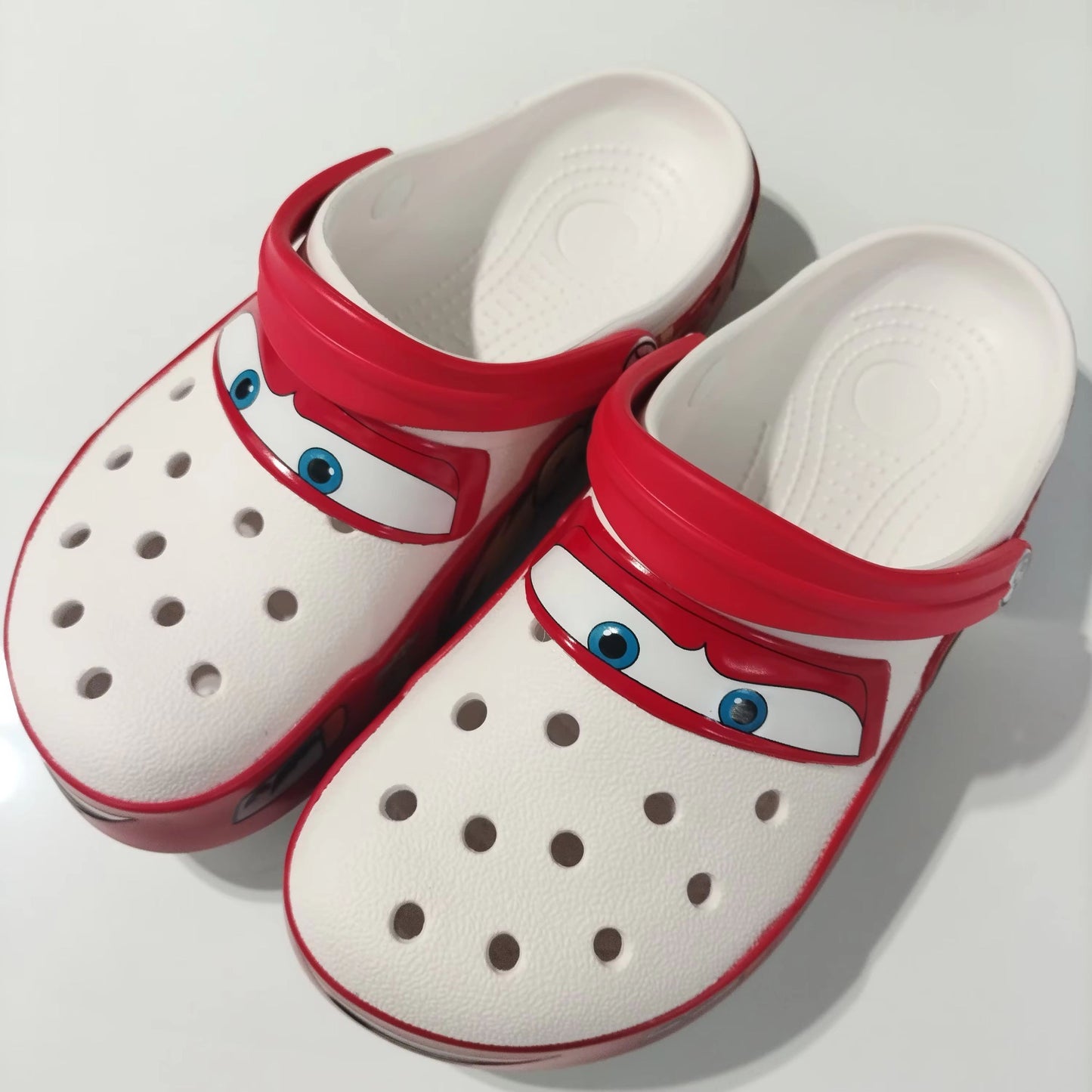 Chinelo Sólido de Desenho Animado Hot Anime Disney McQueens Pixar Impermeável Sandálias Casuais Respiráveis Sapatos Eva com Tira no Tornozelo Presentes