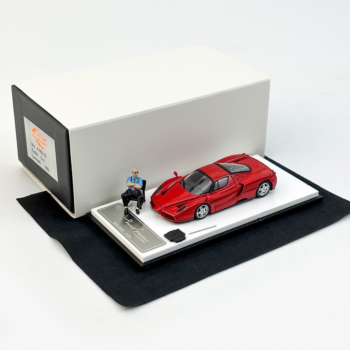Rei Modelo 1:64 Edição Enzo Figura Simulação Liga Abre-Tampa Miniatura Die-Cast Carro Modelo Personalizado Brinquedos Presente Ornamento Colecionável
