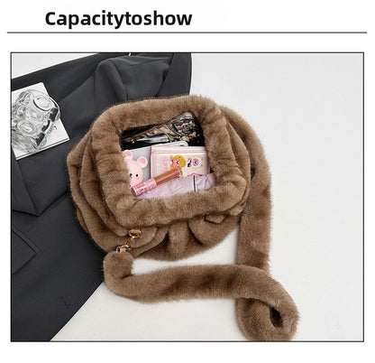 Elegant Wrinkled Cloud Clutch Bag Faux Fur Shell Shoulder Crossbody Bag Women Stylish Pillow Bag Guangzhou High Quality Bag